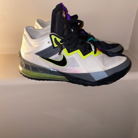 Nike LeBron 18 Low 'Air Max 95 Greedy' - Picture 2 of 3